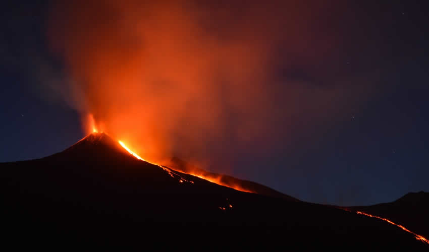 5 Days Virunga Gorillas and Nyiragongo Volcano Hike